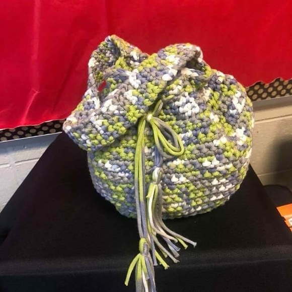 Crochet Handbag - Picture 2 of 2